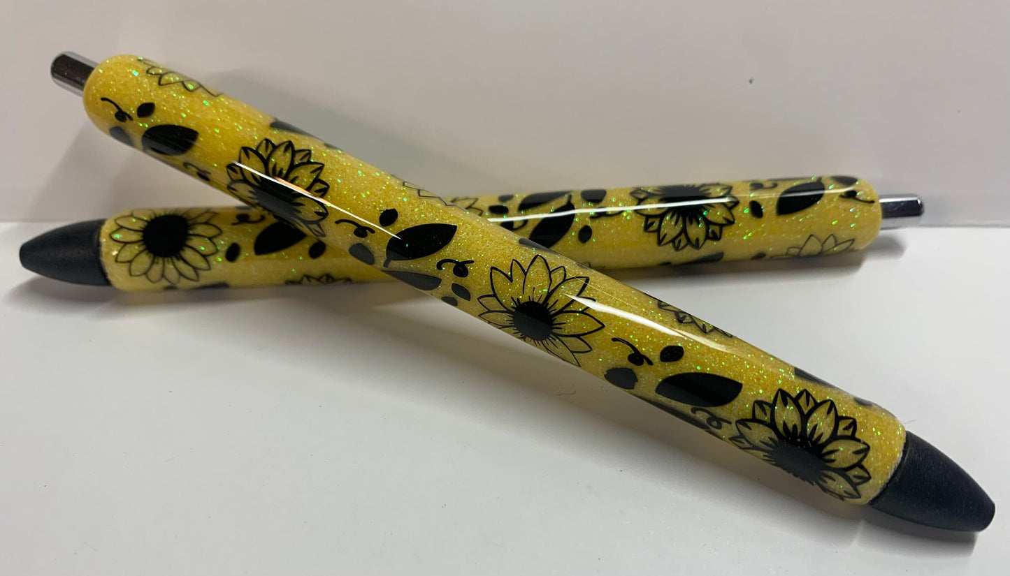 SUNFLOWER GLITTER PEN WITH BLACK VINYL